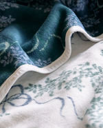 Boxwood Wreaths Blanket